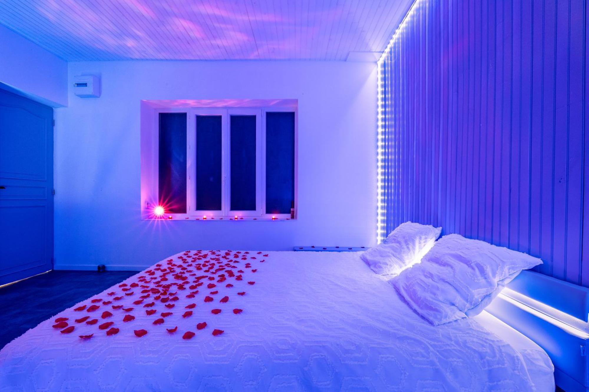 Suite Romantique Sault-de-Vaucluse Exterior photo